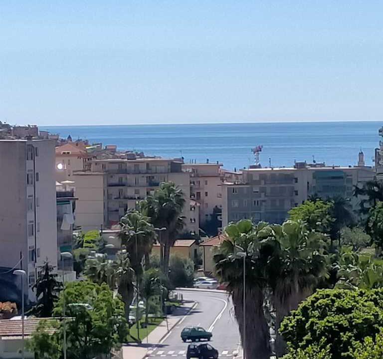 Sanremo-bilocale-in-vendita-vista-mare (12)