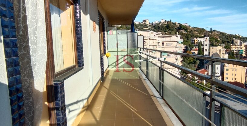 Sanremo appartamento vista mare