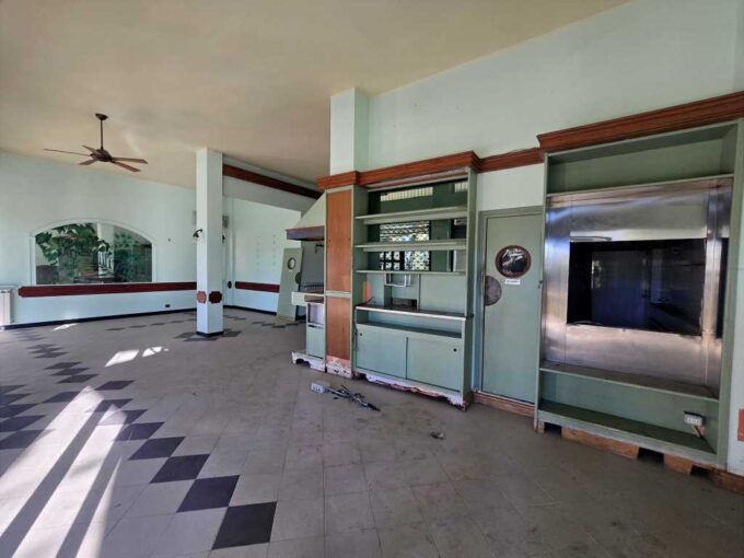 Negozio-in-vendita-ad-Ospedaletti