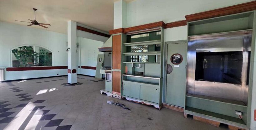 Negozio-in-vendita-ad-Ospedaletti