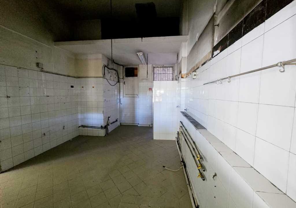 Negozio-in-vendita-ad-Ospedaletti (9)