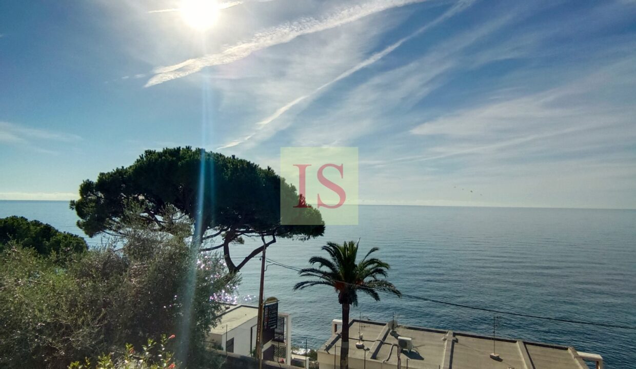 Magnifica-villa-in-vendita-Ospedaletti