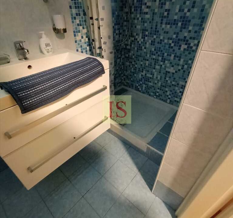 Sanremo-monolocale-in-vendita-in-palazzo-storico