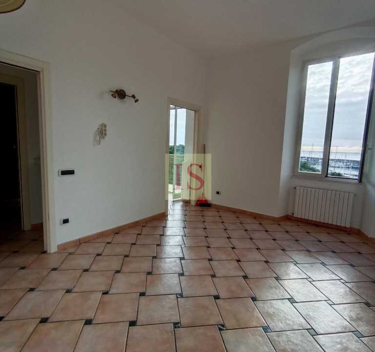 Sanremo-centrale-in-affitto-vista-mare