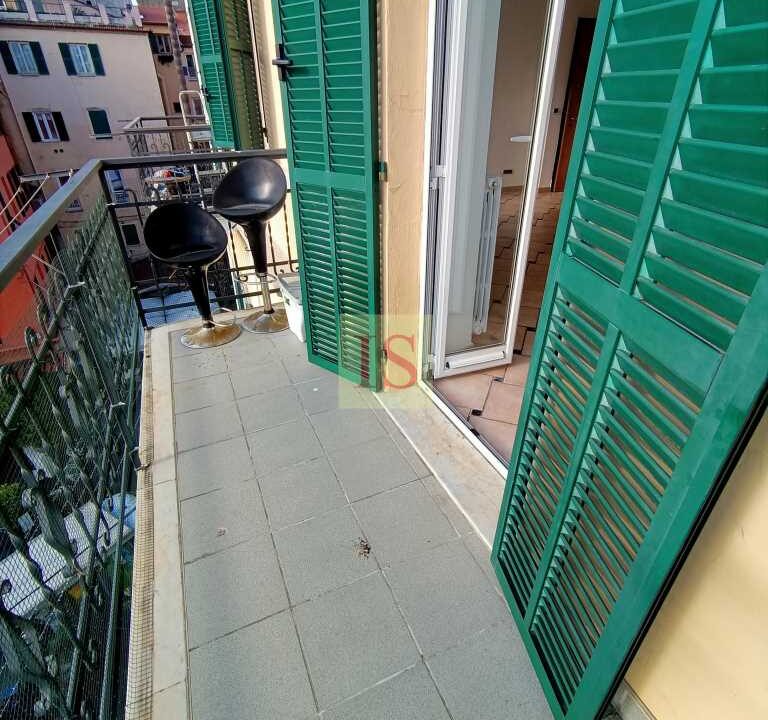 Sanremo-centrale-in-affitto-vista-mare