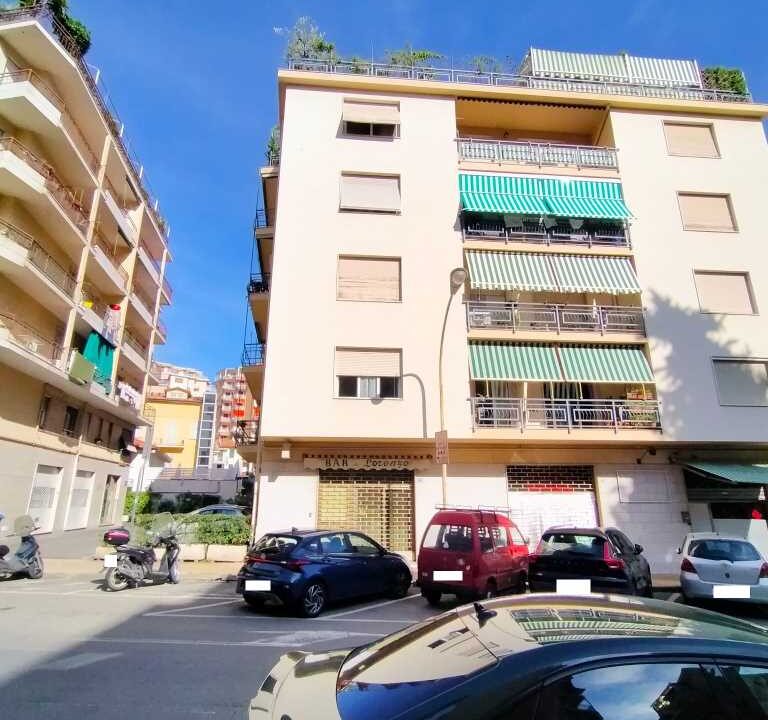 Sanremo-negozio-in-vendita-San-Martino (7)