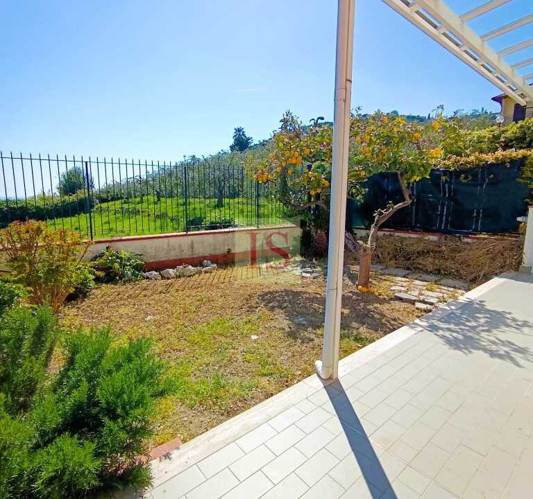 Sanremo-quadrilocale-con-posto-auto-e-vista-mare (17)