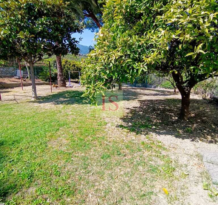 Sanremo-quadrilocale-con-posto-auto-e-vista-mare (23)