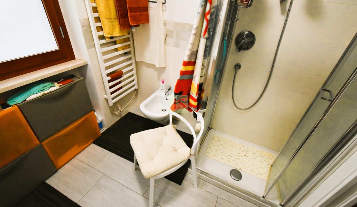 Sanremo-bilocale-con-posto-auto (3)