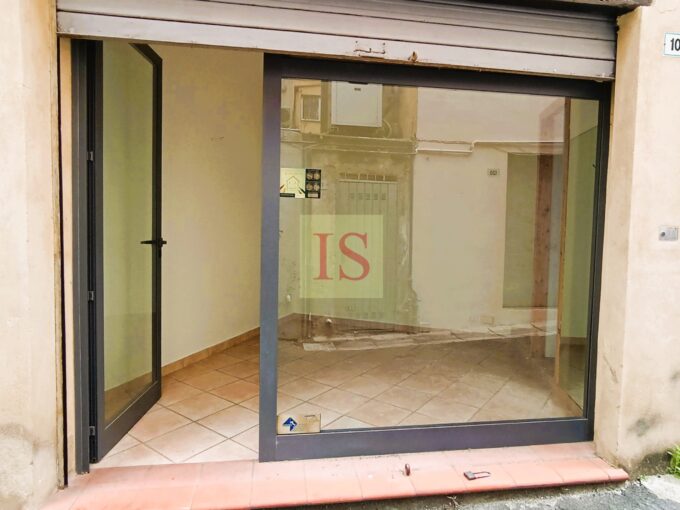 Sanremo-centro-locale-uso-laboratorio